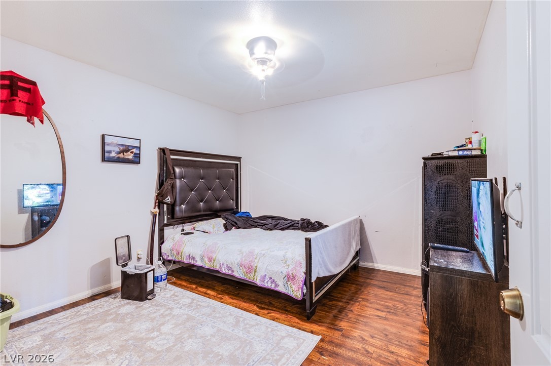 3924 Voxna Street Property Photo 10
