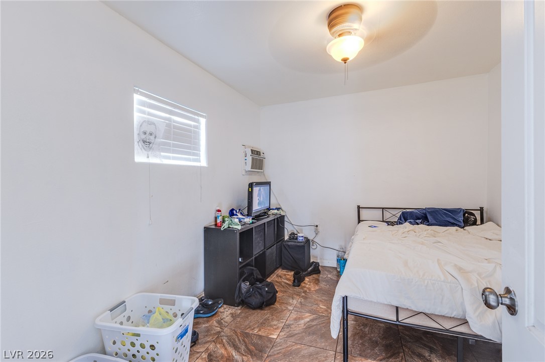 3924 Voxna Street Property Photo 18