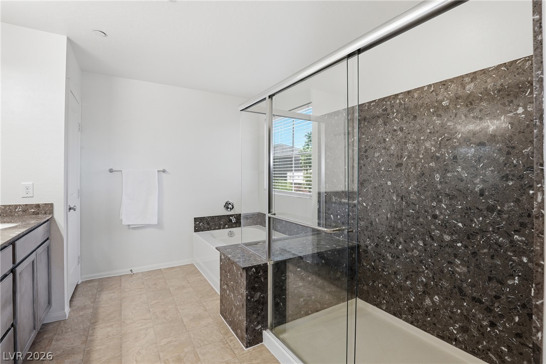 717 Coastal Lagoon Street Property Photo 20