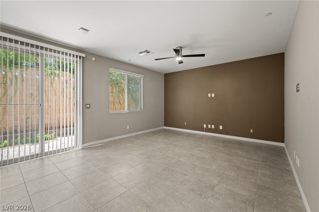 3187 Rowan Brook Avenue Property Photo 10