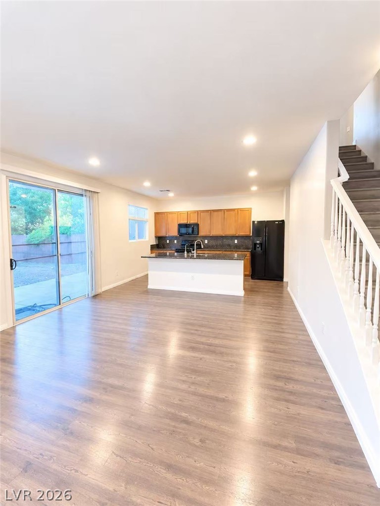 9969 Silver Cliff Street Property Photo 8