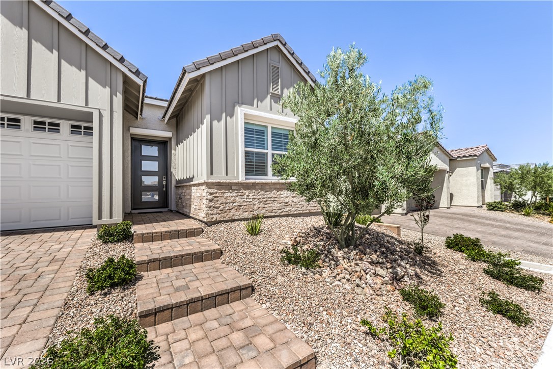 10220 Meandering Dell Avenue Property Photo 13