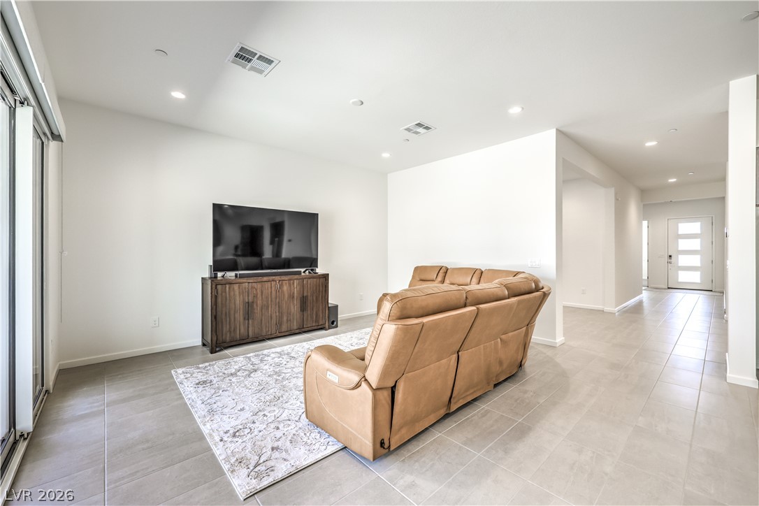 10220 Meandering Dell Avenue Property Photo 28