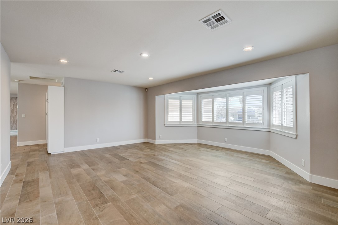 4207 Ridgecrest Drive Property Photo 12