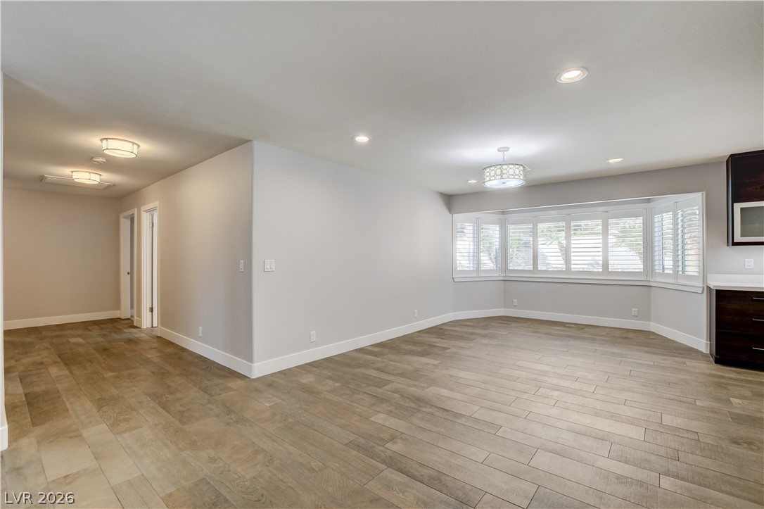 4207 Ridgecrest Drive Property Photo 14