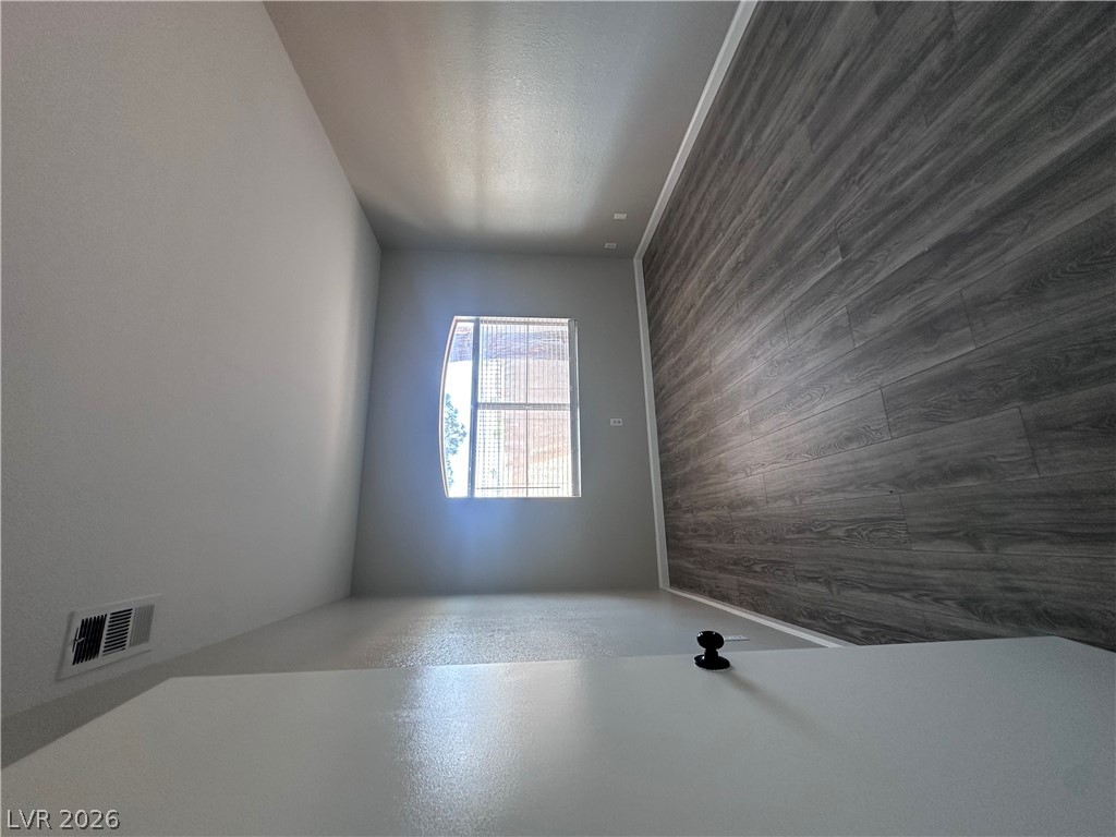 5415 West Harmon Avenue 1076 Property Photo 17