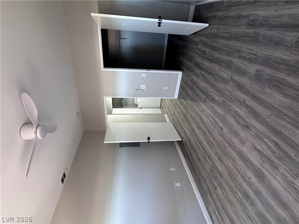 5415 West Harmon Avenue 1076 Property Photo 26