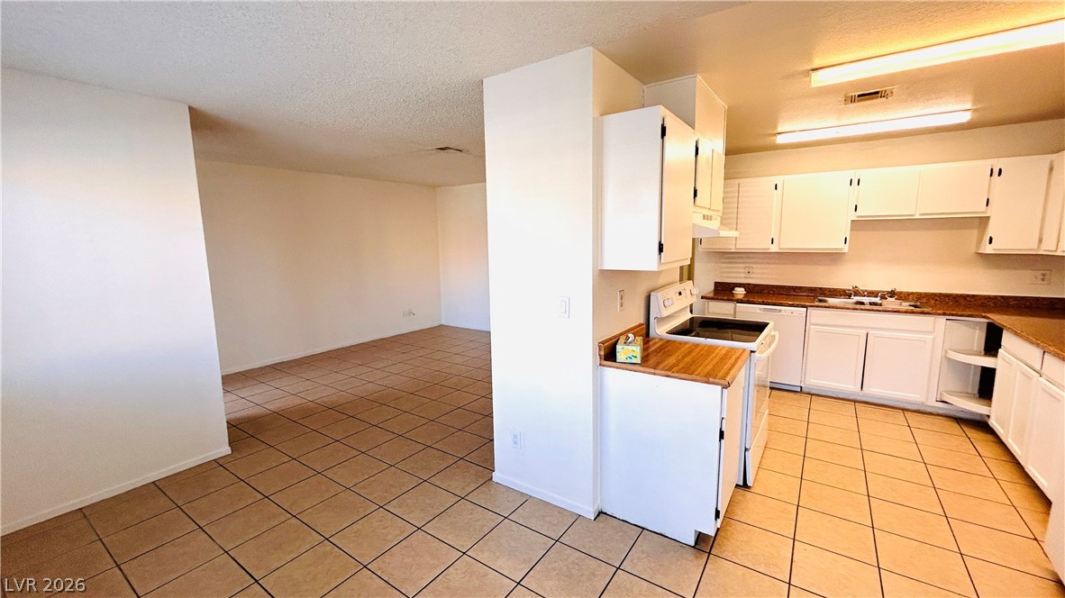 6217 Yerba Lane A Property Photo 6