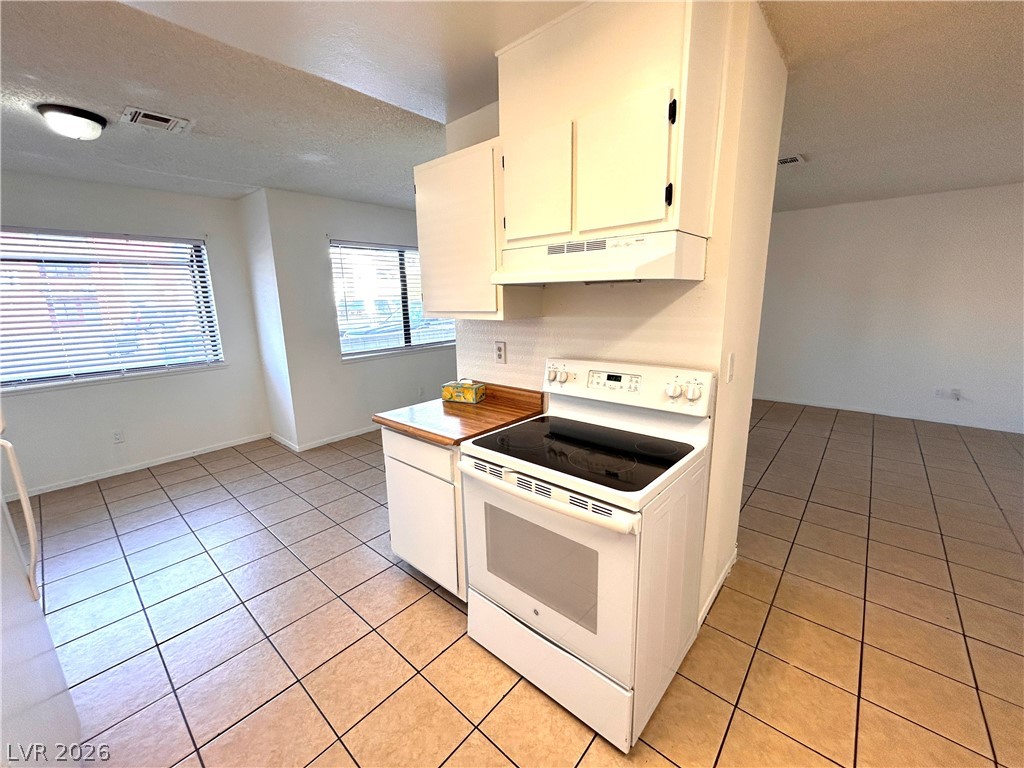 6217 Yerba Lane A Property Photo 7
