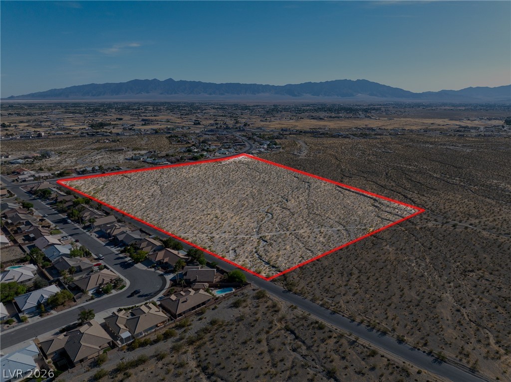 3440 East Winery Road Property Photo 2