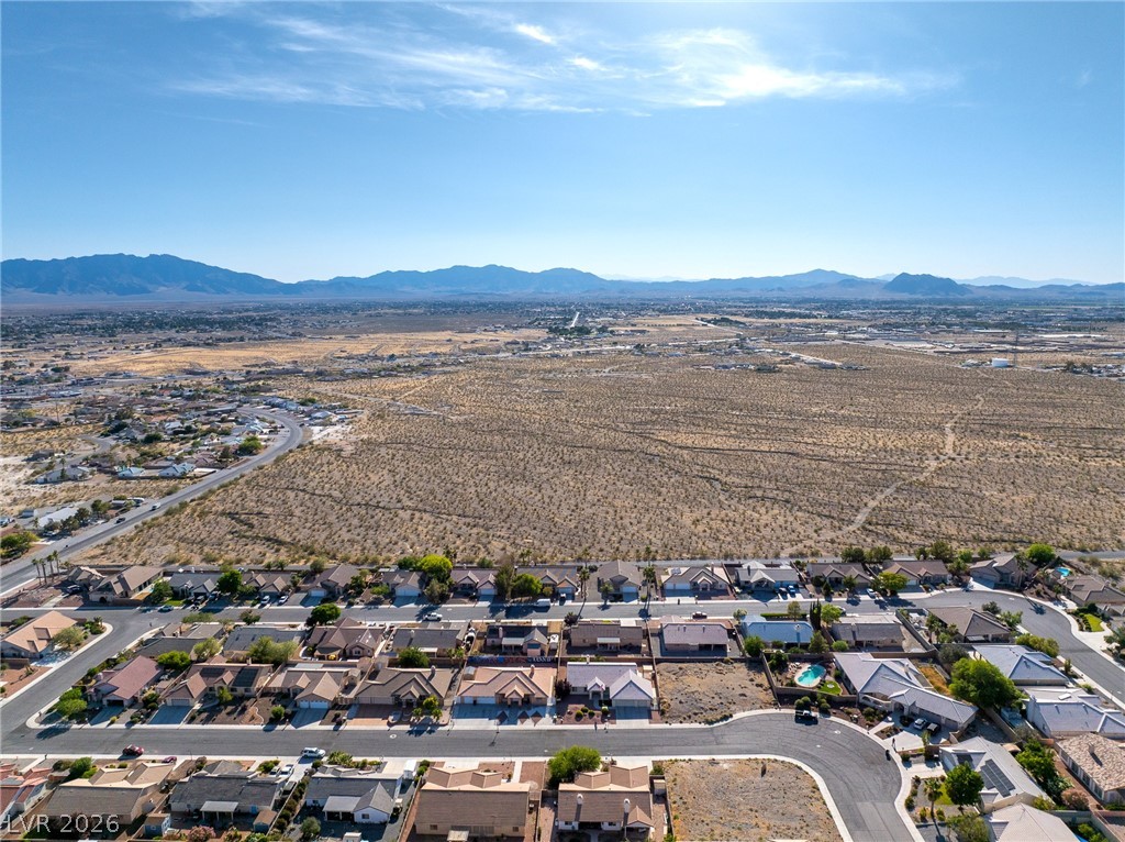 3440 East Winery Road Property Photo 4