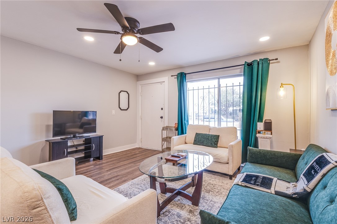 2788401 Property Photo 2