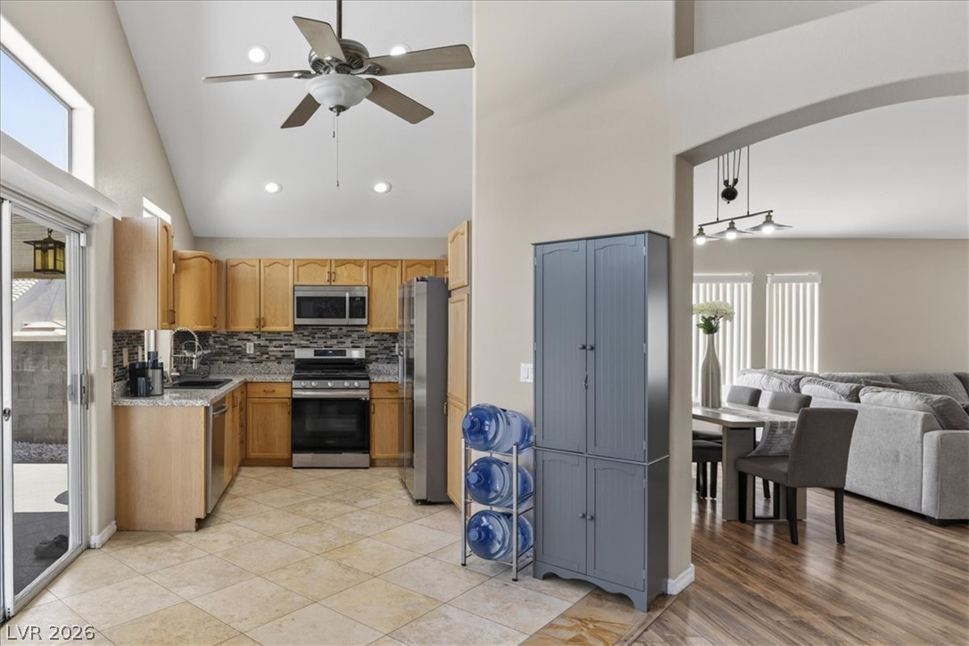 7924 Mcdowell Drive Property Photo 11