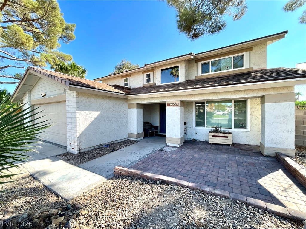 2246 Windsor Drive Property Photo 2
