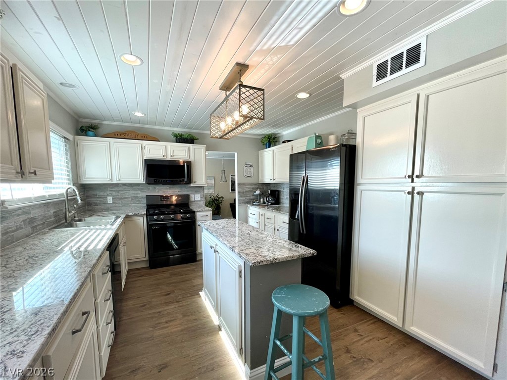 2246 Windsor Drive Property Photo 12