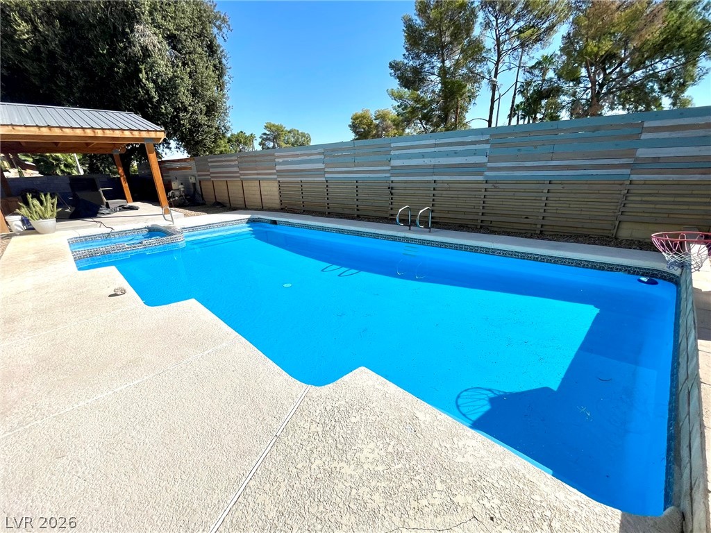 2246 Windsor Drive Property Photo 49
