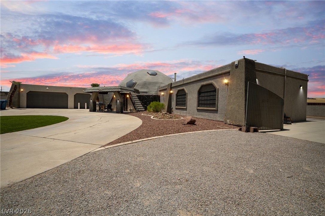 7215 Ullom Drive Property Photo 1