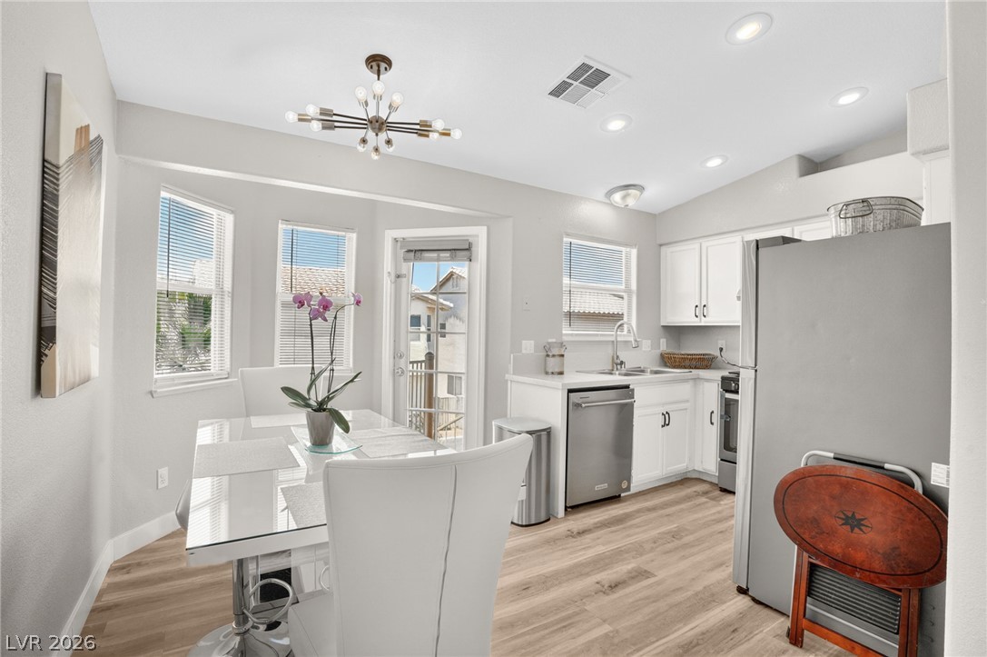 7566 Glowing Ember Court 201 Property Photo 6