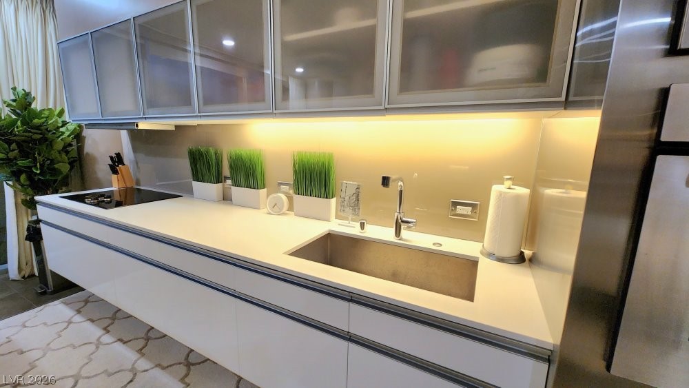 3722 Las Vegas Boulevard 809 Property Photo 4