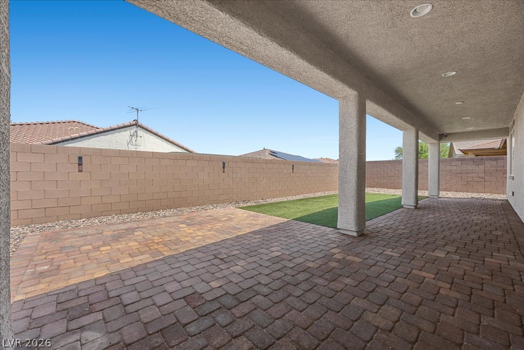 266 Inflection Street Property Photo 35