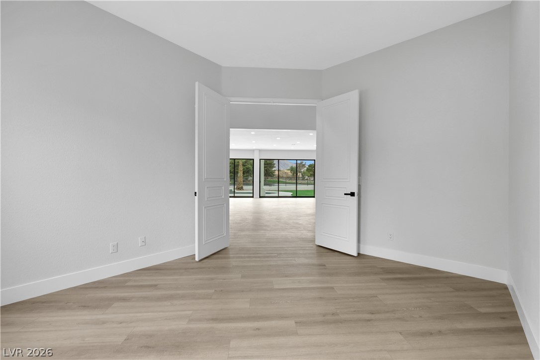 2589 Sun Reef Road Property Photo 36