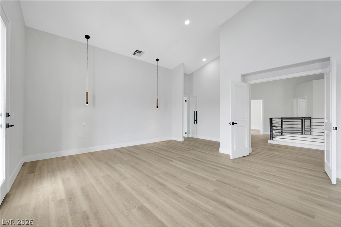 2589 Sun Reef Road Property Photo 46