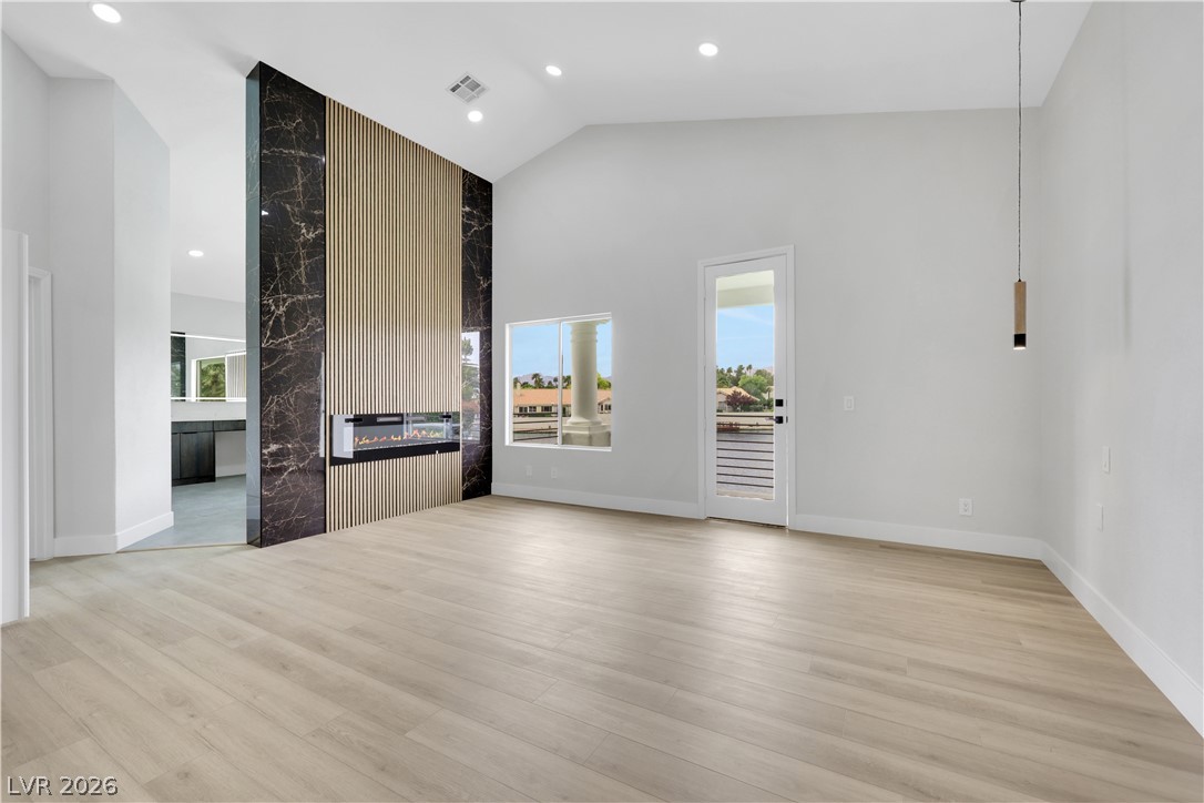 2589 Sun Reef Road Property Photo 48