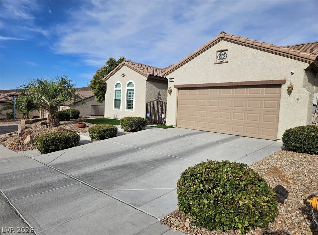 2256 Shadow Canyon Drive Property Photo 2