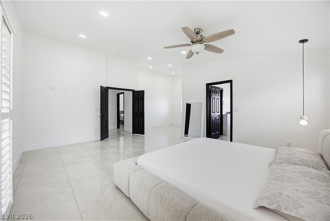 825 Royal Moon Avenue Property Photo 38