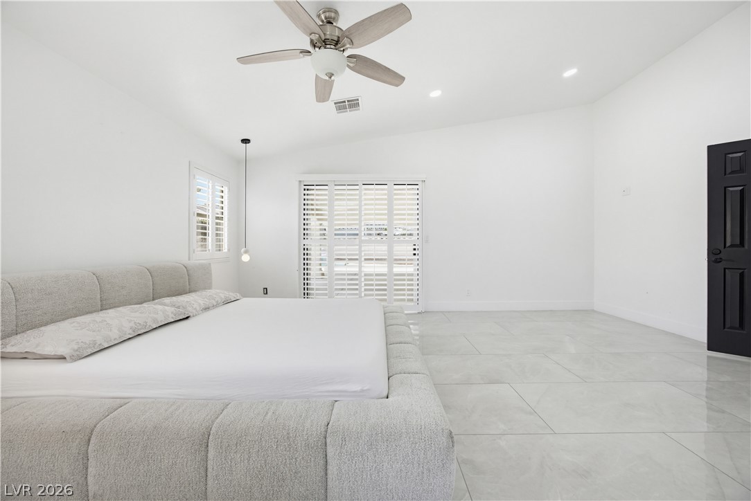 825 Royal Moon Avenue Property Photo 45