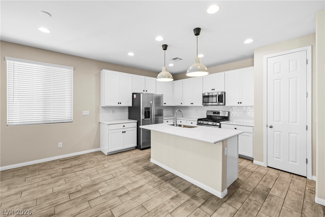 10334 Apefly Street Property Photo 6