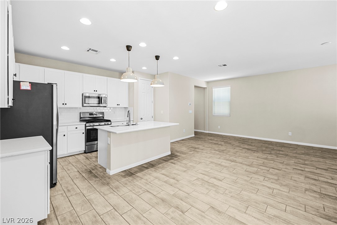 10334 Apefly Street Property Photo 9