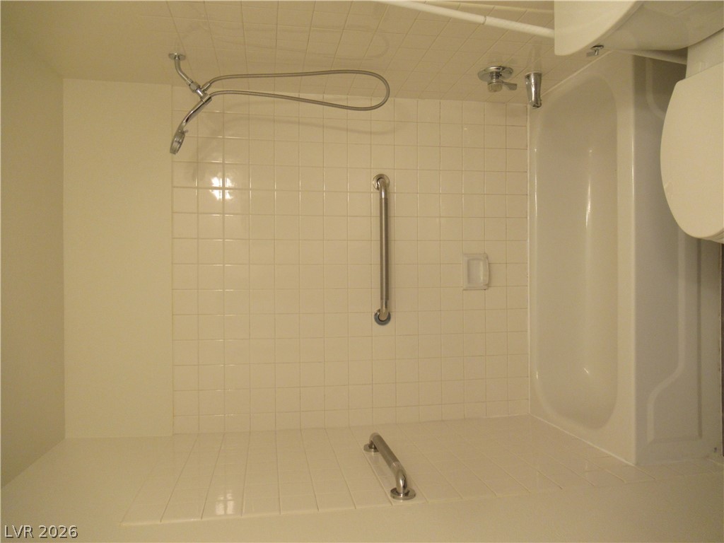 2725 South Nellis Boulevard 1020 Property Photo 29