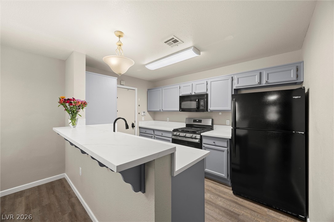 8452 Boseck Drive 154 Property Photo 1