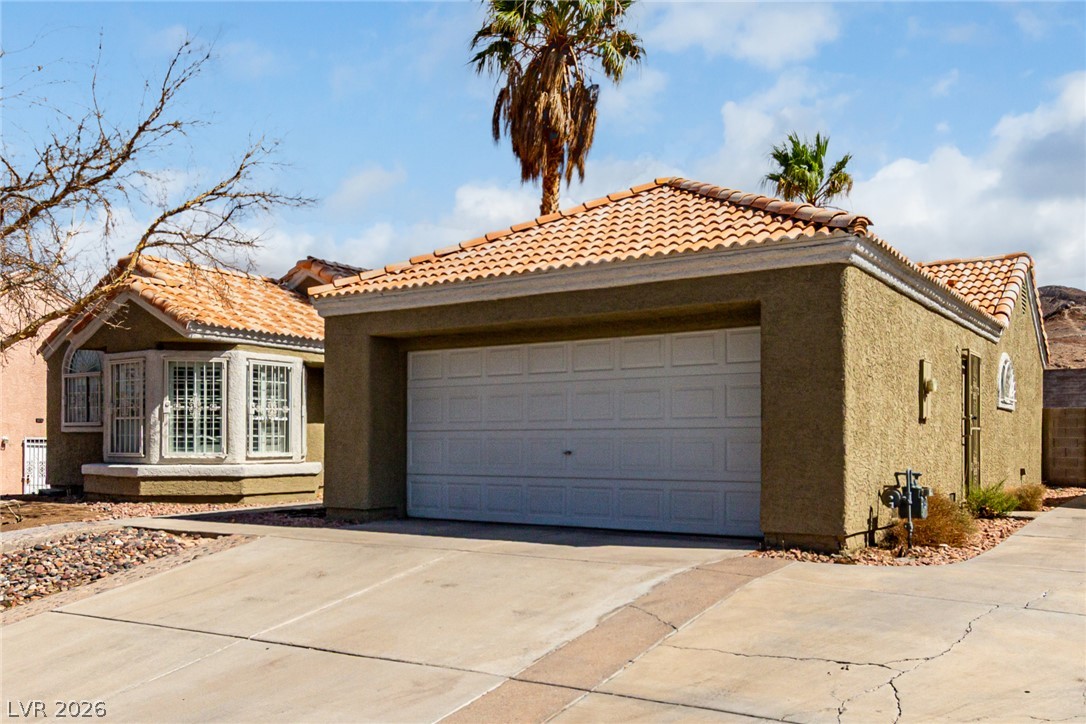 2236 Welsey Manor Drive Property Photo 4