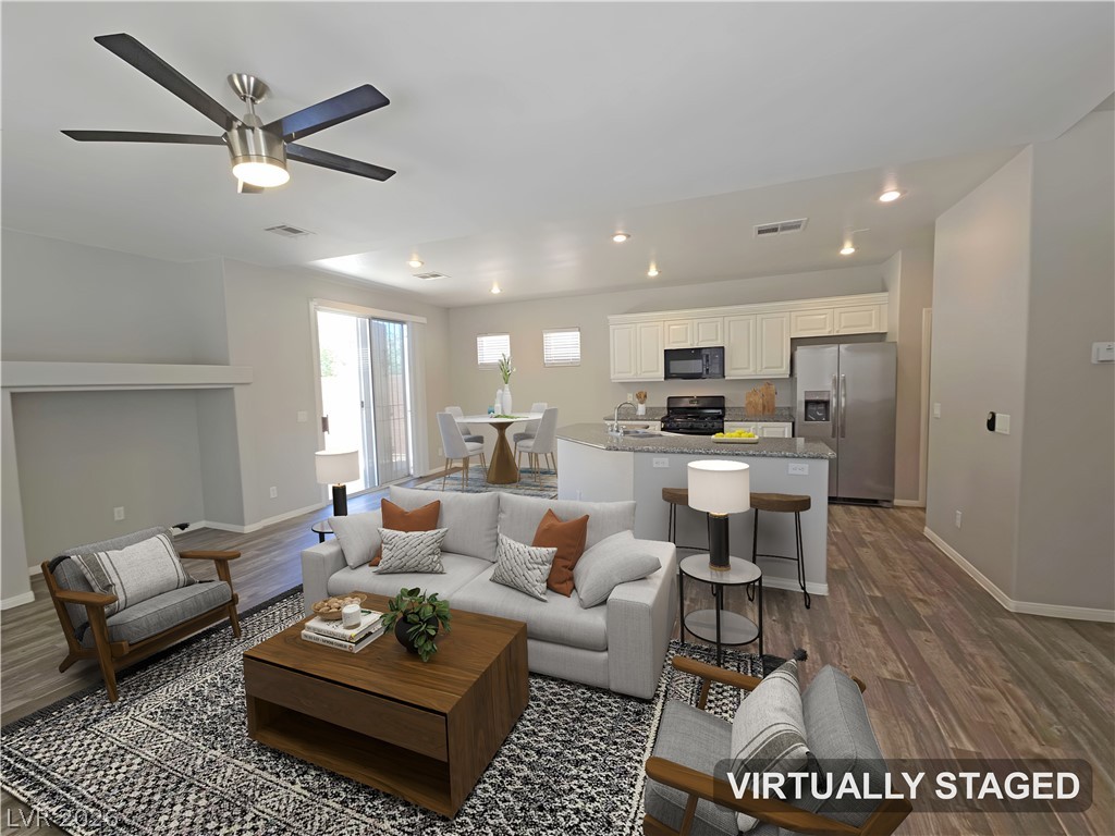 3633 Pinnate Drive Property Photo 3