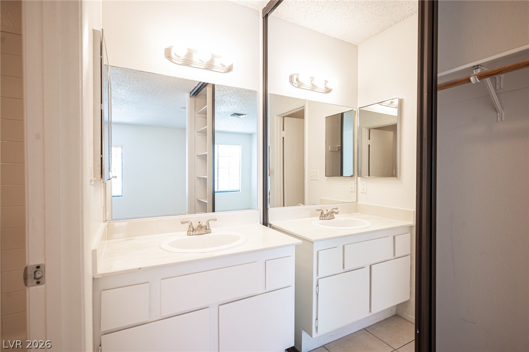 4729 Nara Vista Way 202 Property Photo 28