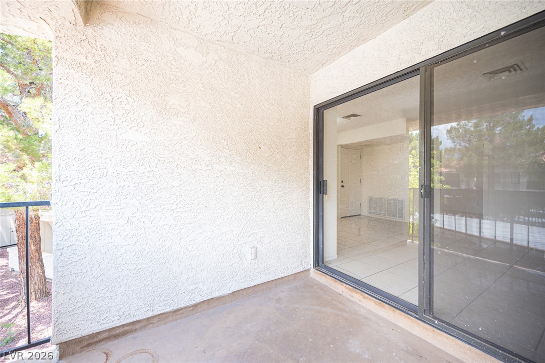 4729 Nara Vista Way 202 Property Photo 30
