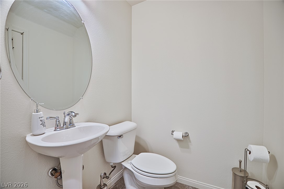 6430 West Camero Avenue Property Photo 10