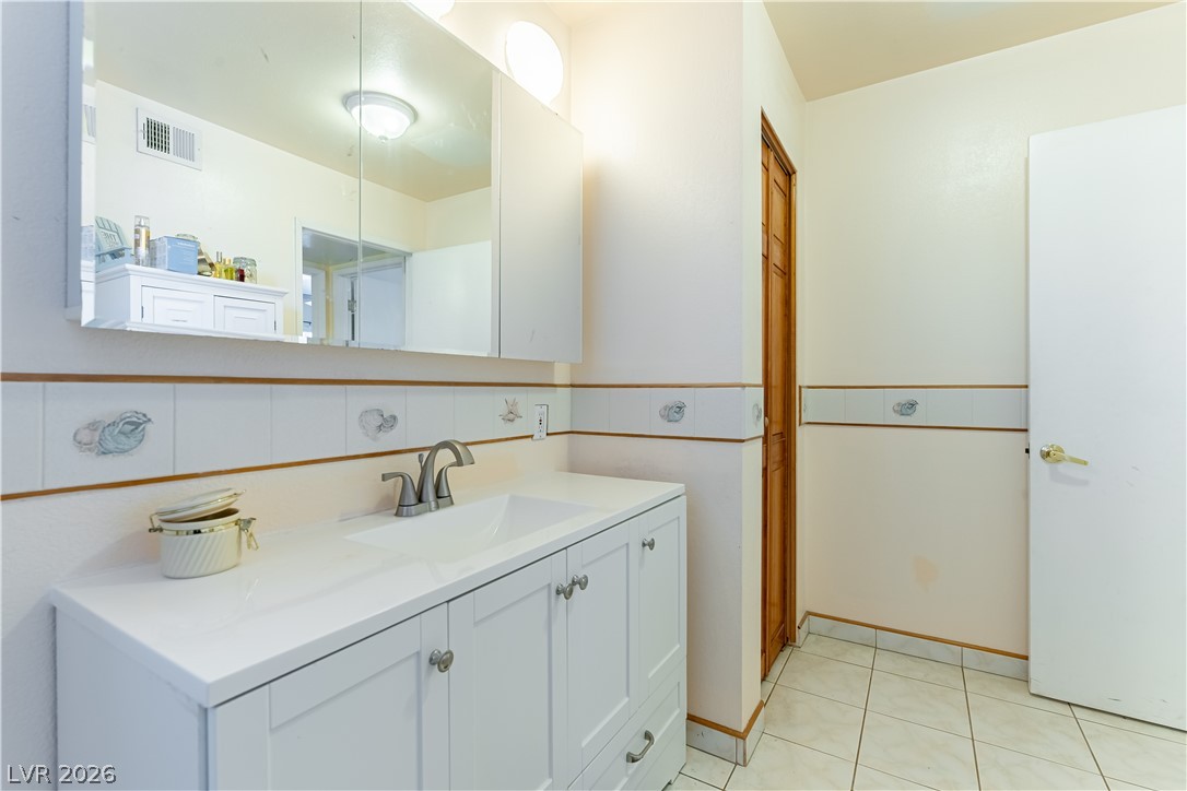 312 Redstone Street Property Photo 29