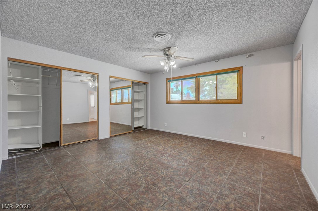1900 Stonehaven Drive Property Photo 28