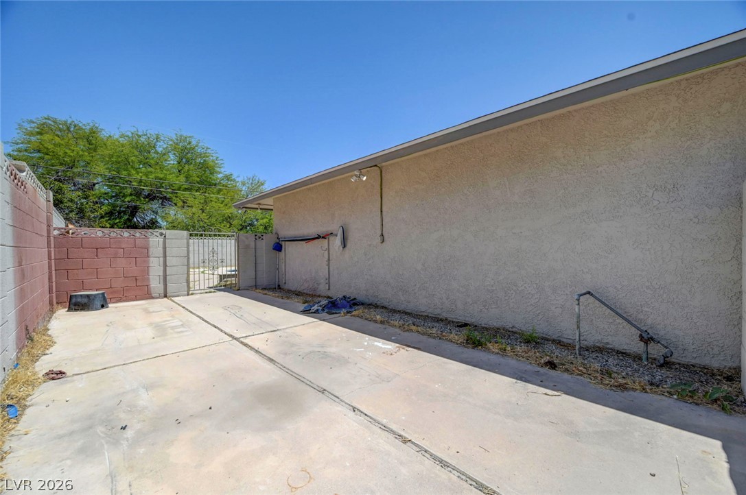 1900 Stonehaven Drive Property Photo 45