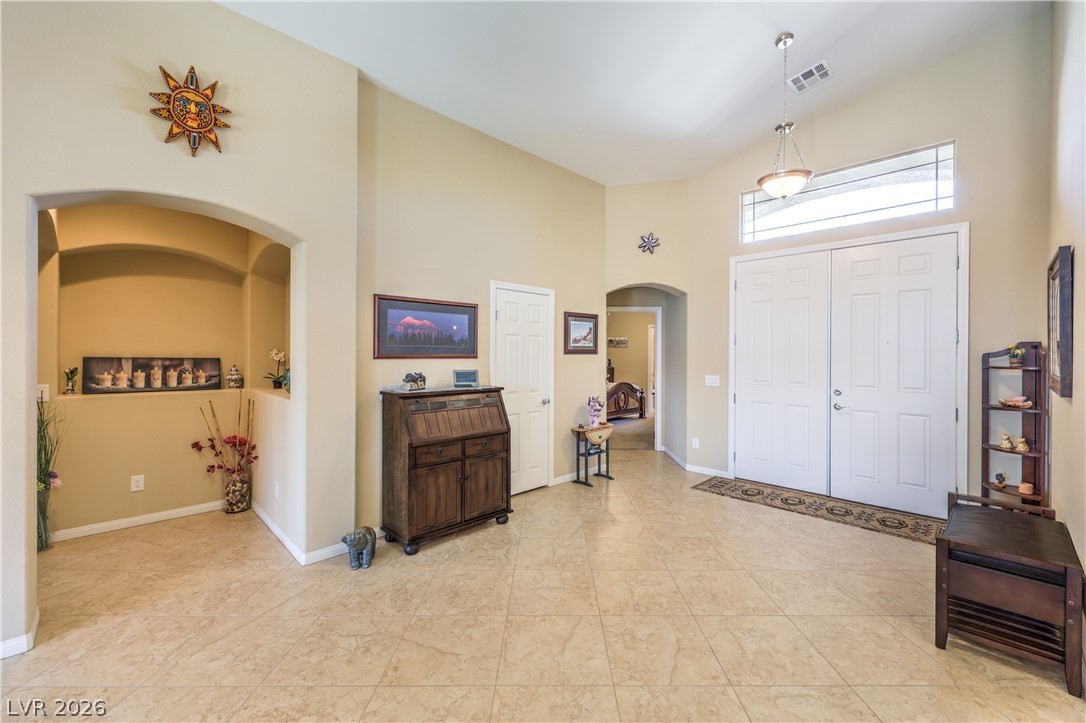 9121 Tuxpan Street Property Photo 7