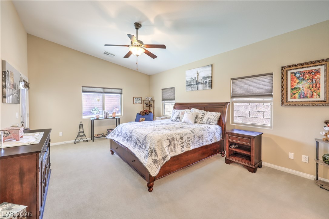 9121 Tuxpan Street Property Photo 17