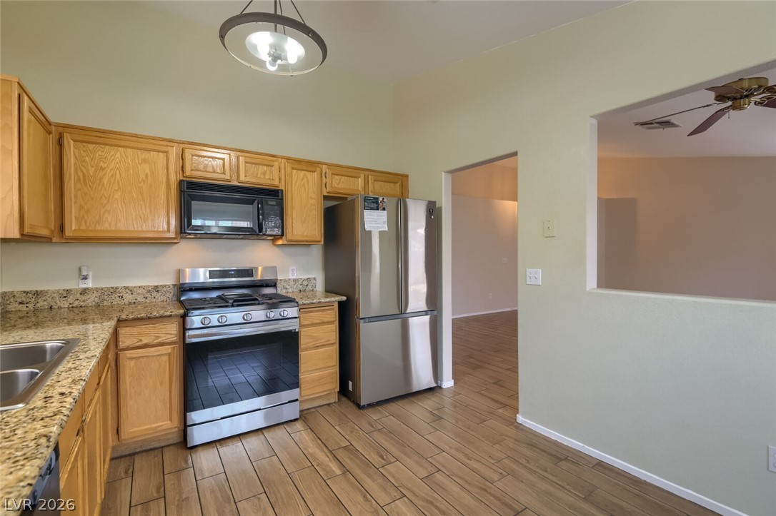 7421 Summer Sun Drive Property Photo 8