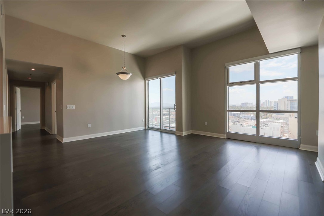 150 Las Vegas Boulevard 1211 Property Photo 6