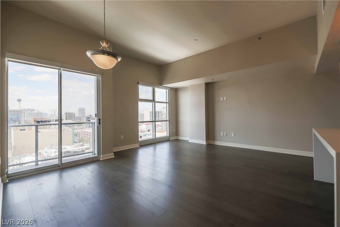 150 Las Vegas Boulevard 1211 Property Photo 7