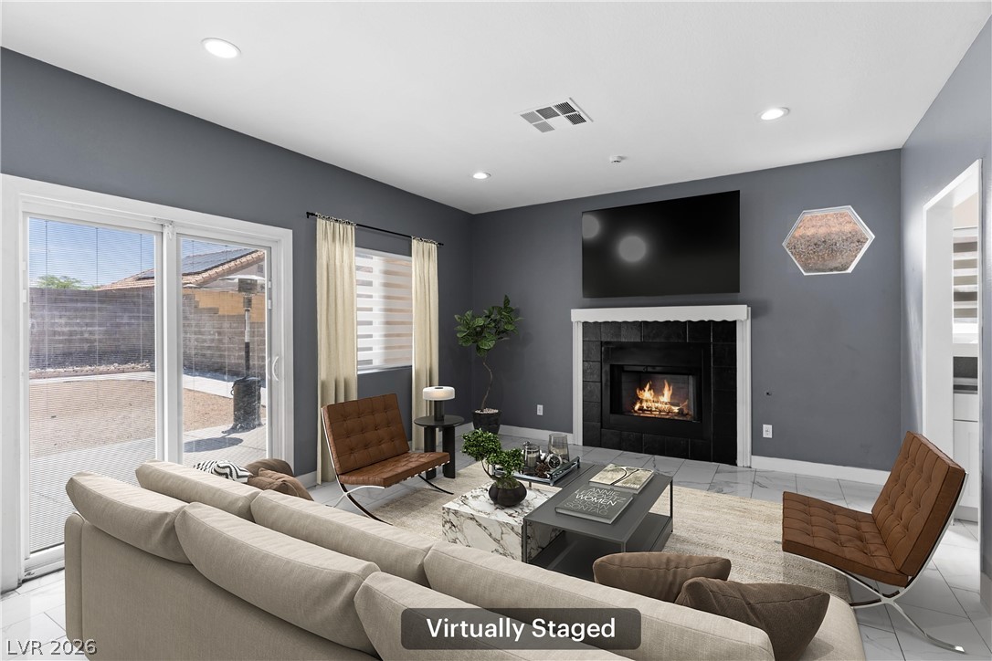 6385 Canyon Dawn Avenue Property Photo 8