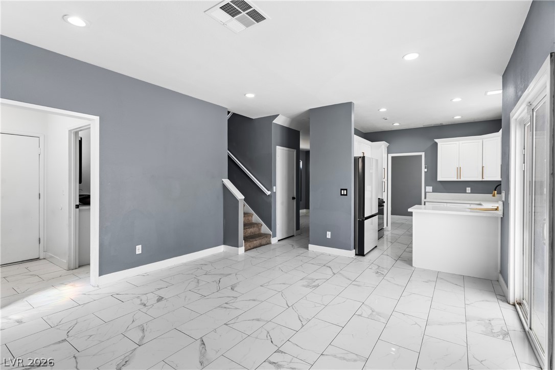 6385 Canyon Dawn Avenue Property Photo 11