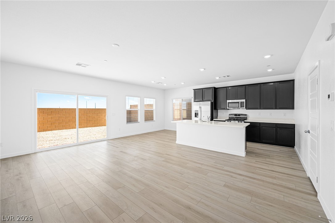 3350 Dancing Waters Street Property Photo 5